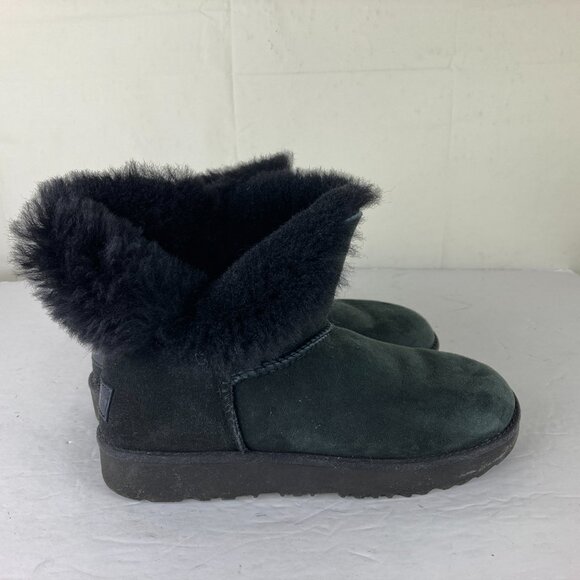UGG Big Girls Sz 5 Black Suede Shortie Boots Shearling Lined Pull On Winter Fall - Picture 3 of 7